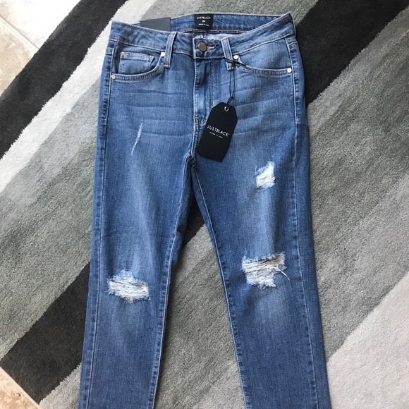 ⚡️⬇️ 1 left sale⚡️ Just Black Denim Ankle Jeans - Picture 5 of 8